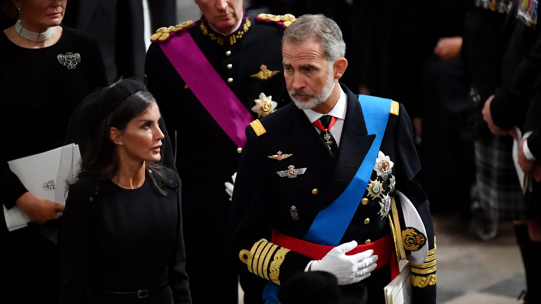 La reina Letizia y el rey Felipe VI asisten al funeral de Estado de Isabel II