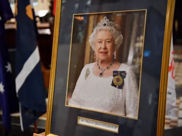 Reina Isabel II Reina Isabel II