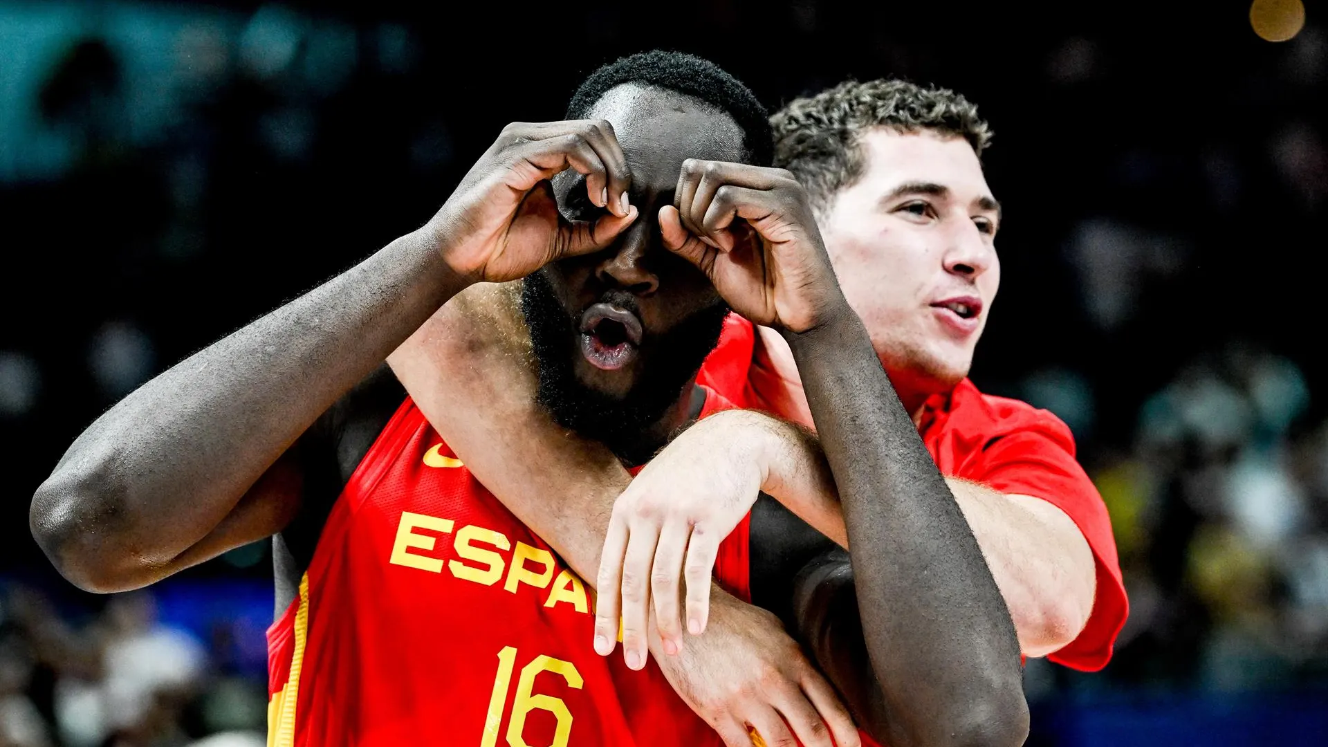 Usman Garuba festeja en la final del Eurobasket