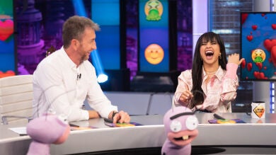 El lado más romántico de Becky G, al descubierto 