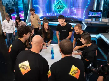 Ciencia en 'El Hormiguero 3.0' con Becky G Ciencia en 'El Hormiguero 3.0' con Becky G