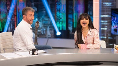 Pablo Motos y Becky G protagonizan un divertido intercambio lingüístico