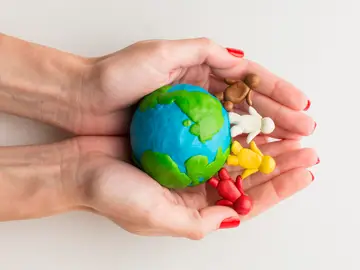 Datos de pobreza por comunidades en España en 2022 Datos de pobreza por comunidades en España en 2022