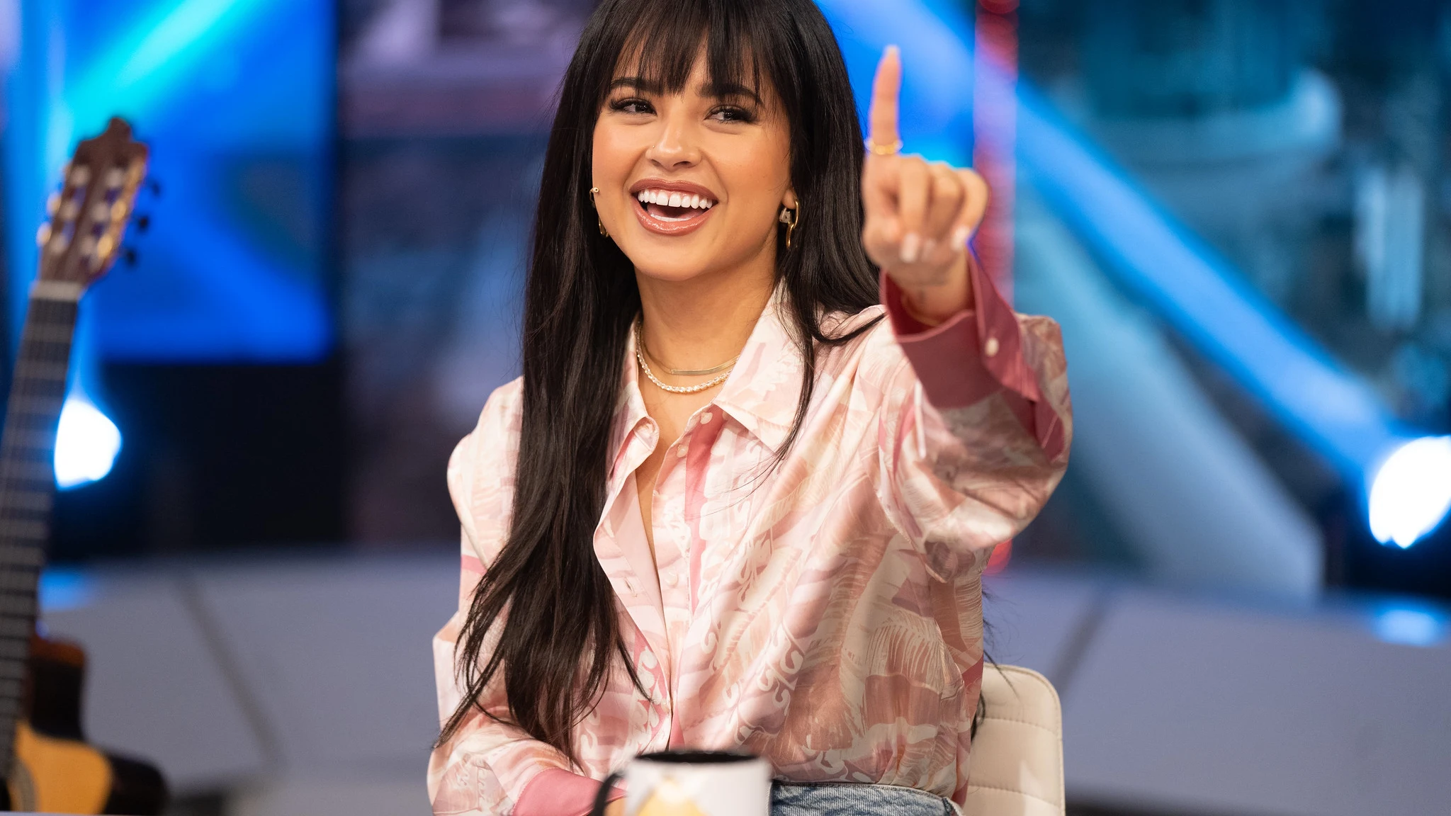 Becky G desvela sus manías en 'El Hormiguero 3.0': "Me encanta tomar un tequila con mi equipo" Becky G desvela sus manías en 'El Hormiguero 3.0': "Me encanta tomar un tequila con mi equipo"