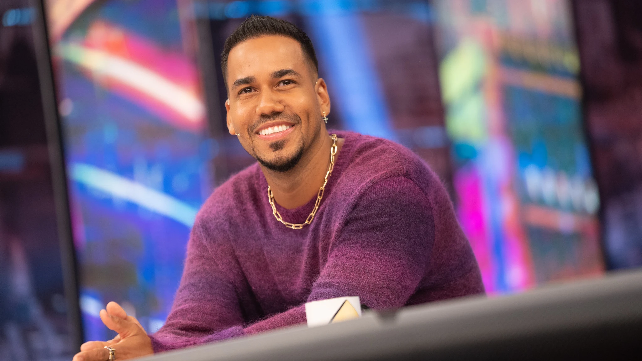 &iquest;C&oacute;mo liga Romeo Santos? El "sex symbol" da las claves en 'El Hormiguero 3.0'