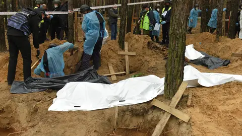 Imagen de las fosas de Izium Imagen de las fosas de Izium