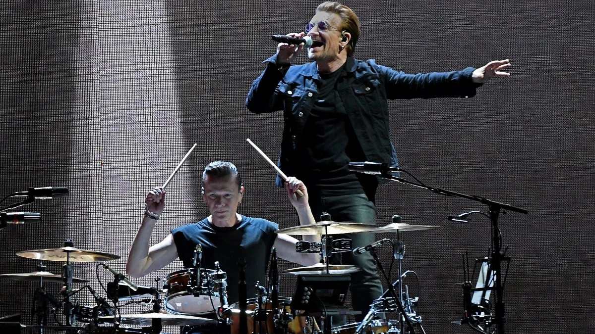 U2 llega con nuevo disco U2 llega con nuevo disco