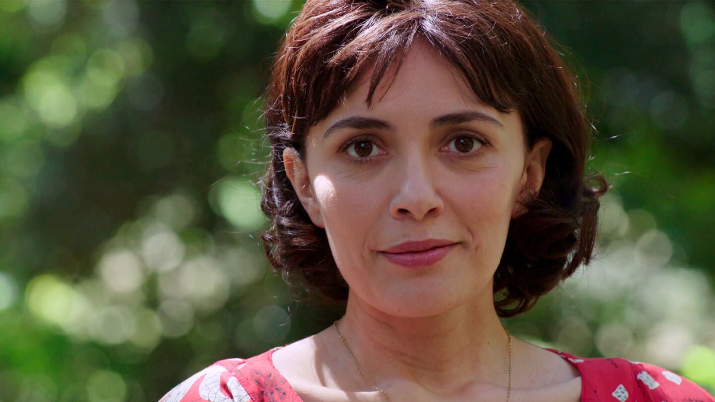 María consigue la custodia de Paolino y cumple el sueño que tenía con Italo 
