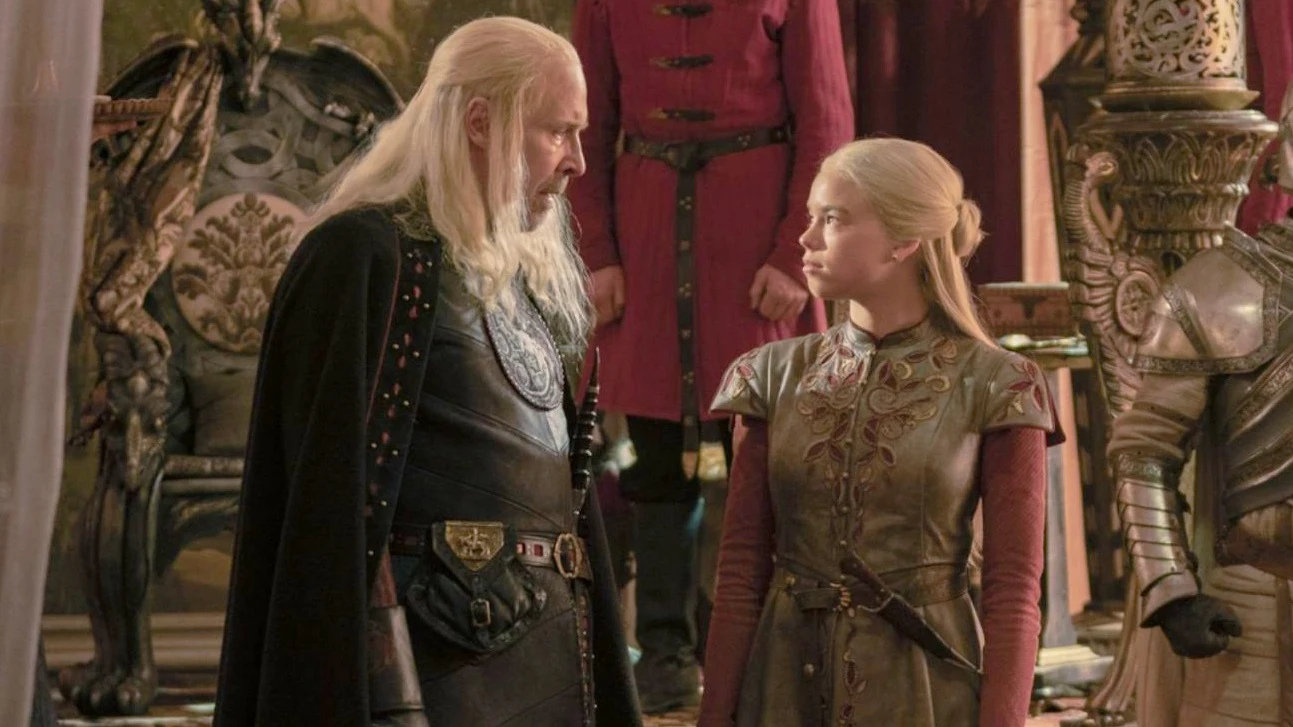 Milly Alcock y Paddy Considine como Rhaenyra y Viserys Targaryen en 'La Casa del Drag&oacute;n'