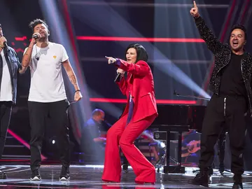 Laura Pausini, Antonio Orozco, Pablo López y Luis Fonsi inauguran ‘La Voz’ con una sensacional versión de ‘Yo no me doy por vencido’ Laura Pausini, Antonio Orozco, Pablo López y Luis Fonsi inauguran ‘La Voz’ con una sensacional versión de ‘Yo no me doy por vencido’