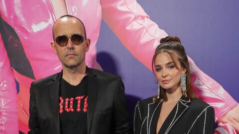 Risto Mejide y Laura Escanes, en un photocall en mayo de 2022
