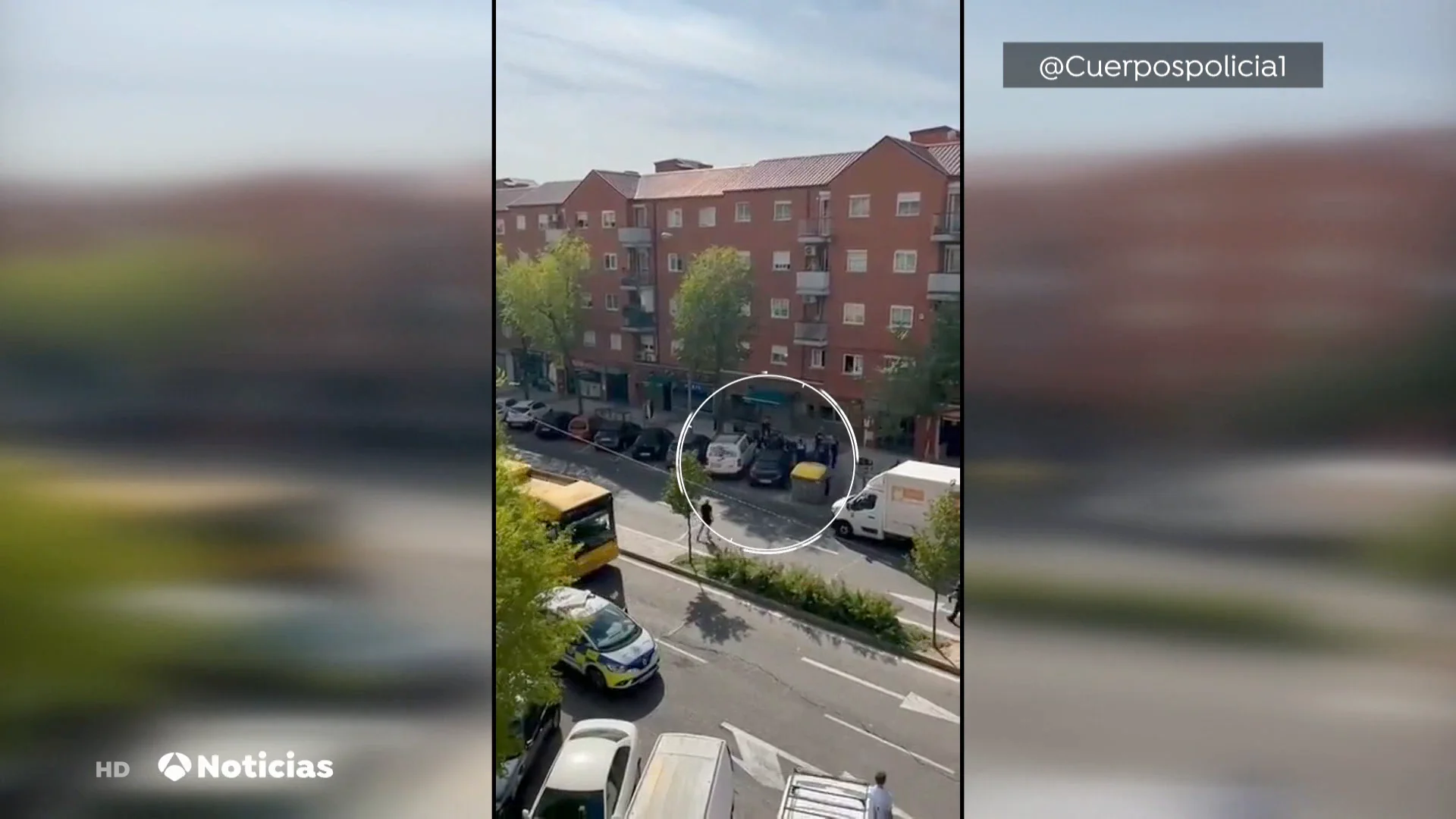 Reducido un hombre con una pistola t&aacute;ser tras amenazar a varios polic&iacute;as con 4 cuchillos en Alcobendas, Madrid