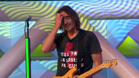 La ‘liada’ de Joaquín Padilla al dar la pista de una canción: “Poco más y digo el panel entero” La ‘liada’ de Joaquín Padilla al dar la pista de una canción: “Poco más y digo el panel entero”