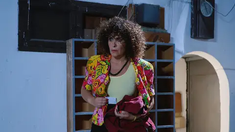 Nieves, una villana capaz de engañar a los Gómez: así orquestó su plan contra Ciriaco para inculparlo en el asesinato de Ana Mari Nieves, una villana capaz de engañar a los Gómez: así orquestó su plan contra Ciriaco para inculparlo en el asesinato de Ana Mari