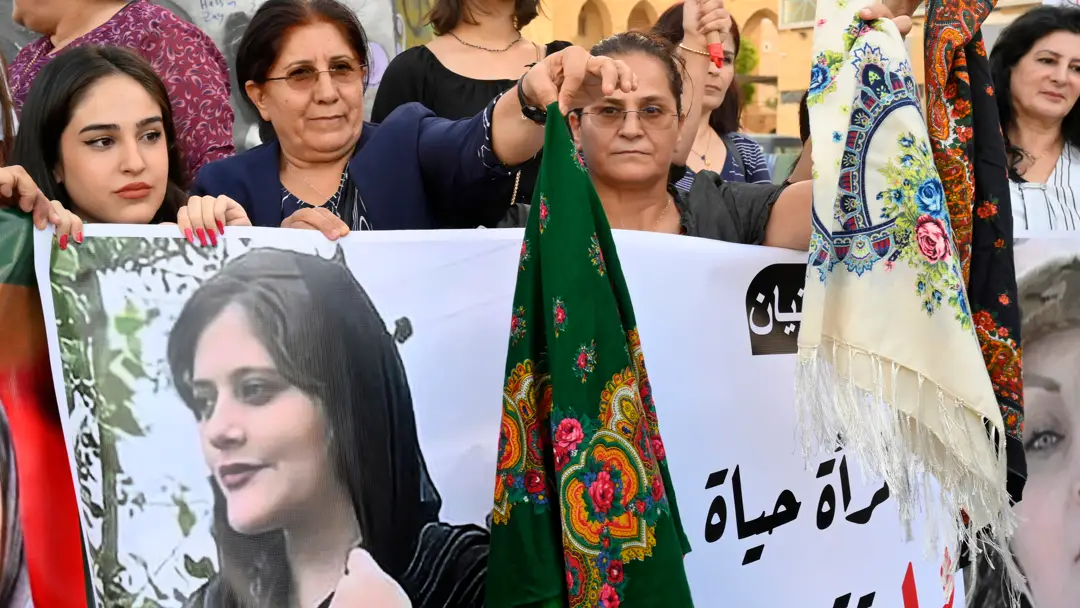 Imagen de una manifestación en Beirut (Líbano) en protesta por la muerte de Mahsa Amini Imagen de una manifestación en Beirut (Líbano) en protesta por la muerte de Mahsa Amini