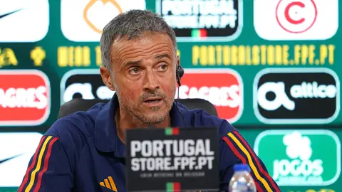 Luis Enrique, en rueda de prensa en Braga (Portugal) Luis Enrique, en rueda de prensa en Braga (Portugal)