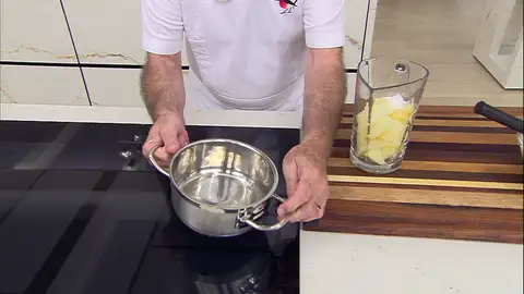 Diluye las hojas de gelatina Diluye las hojas de gelatina