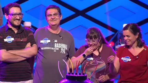 Los ‘Aldeanos’ acaban hechos un cuadro: Cézanne les pinta la cara y les priva del pleno Los ‘Aldeanos’ acaban hechos un cuadro: Cézanne les pinta la cara y les priva del pleno