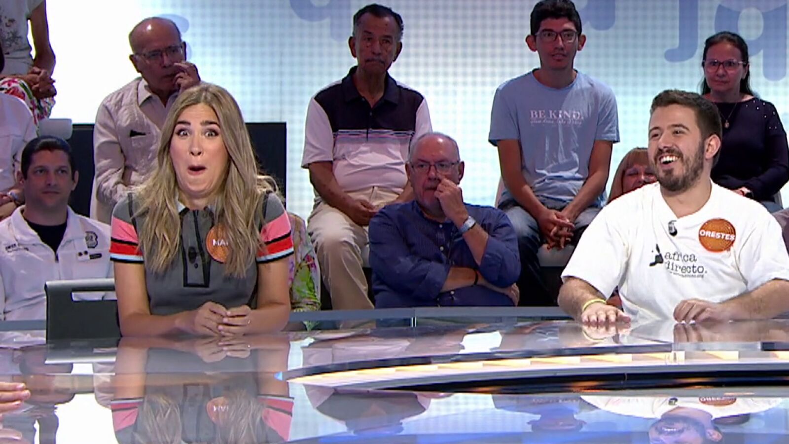 ¡Es contagioso! María Gómez hace probar a Orestes su propia medicina humorística 