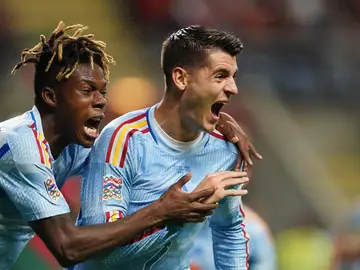 Morata y Nico Williams celebran el gol a Portugal Morata y Nico Williams celebran el gol a Portugal