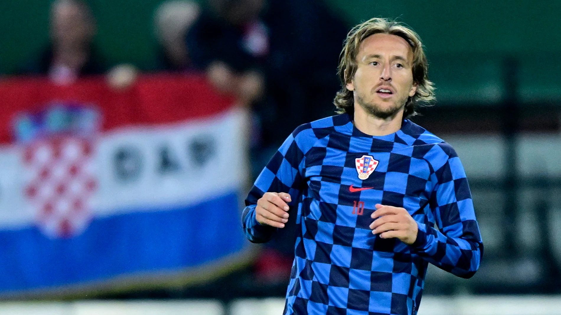 Luka Modric se ejercita antes de un partido de Croacia