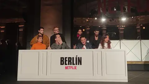 El reparto en la rueda de prensa El reparto en la rueda de prensa