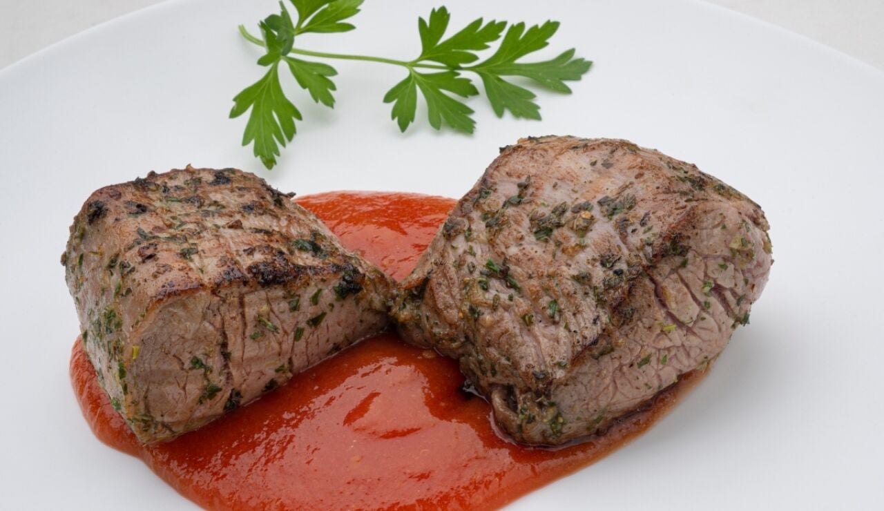 Receta fácil, jugosa y de rápida elaboración, de Arguiñano: solomillo de cerdo con mermelada de tomate