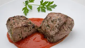 Receta fácil, jugosa y de rápida elaboración, de Arguiñano: solomillo de cerdo con mermelada de tomate