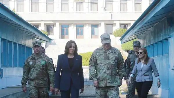 La vicepresidenta de Estados Unidos, Kamala Harris, en la Zona Desmilitarizada de la Península de Corea La vicepresidenta de Estados Unidos, Kamala Harris, en la Zona Desmilitarizada de la Península de Corea