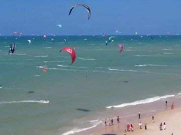 Nuevo Récord Guinness de kitesurf en la playa de Cumbuco