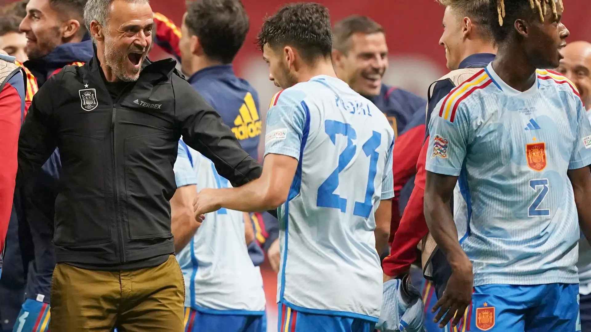 Luis Enrique celebra el pase a la Final Four de la Nations League Luis Enrique celebra el pase a la Final Four de la Nations League
