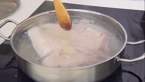 Cuece la ventresca Cuece la ventresca