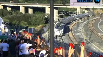 Homenaje tras la tragedia del tren en Angrois Homenaje tras la tragedia del tren en Angrois