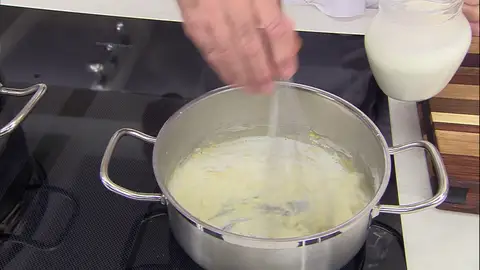 La clave para hacer la bechamel al punto de Karlos Arguiñano La clave para hacer la bechamel al punto de Karlos Arguiñano