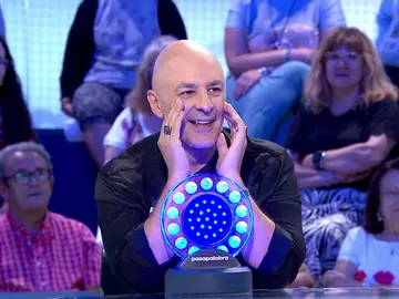 Roberto Álamo saca su lado más ‘infantil’: “Solo por esto merece la pena presentar el programa” Roberto Álamo saca su lado más ‘infantil’: “Solo por esto merece la pena presentar el programa”