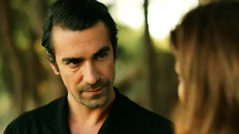 Hakan trata de evitar que Züleyha visite a su hermana Hülya: ¿Lo conseguirá? Hakan trata de evitar que Züleyha visite a su hermana Hülya: ¿Lo conseguirá?