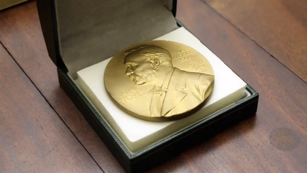 Imagen de archivo de una medalla de los premios Nobel