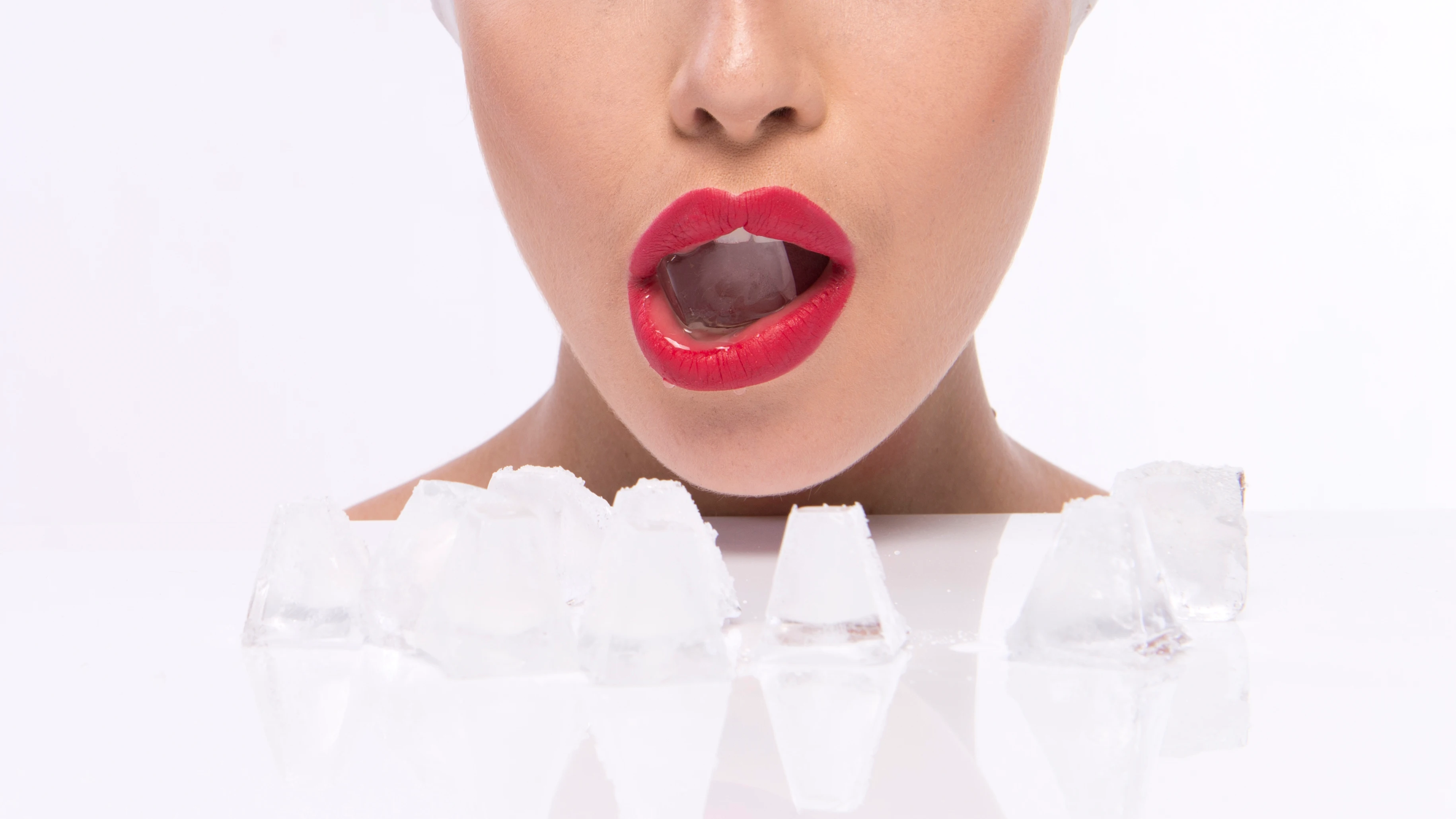 Masticar hielo Masticar hielo