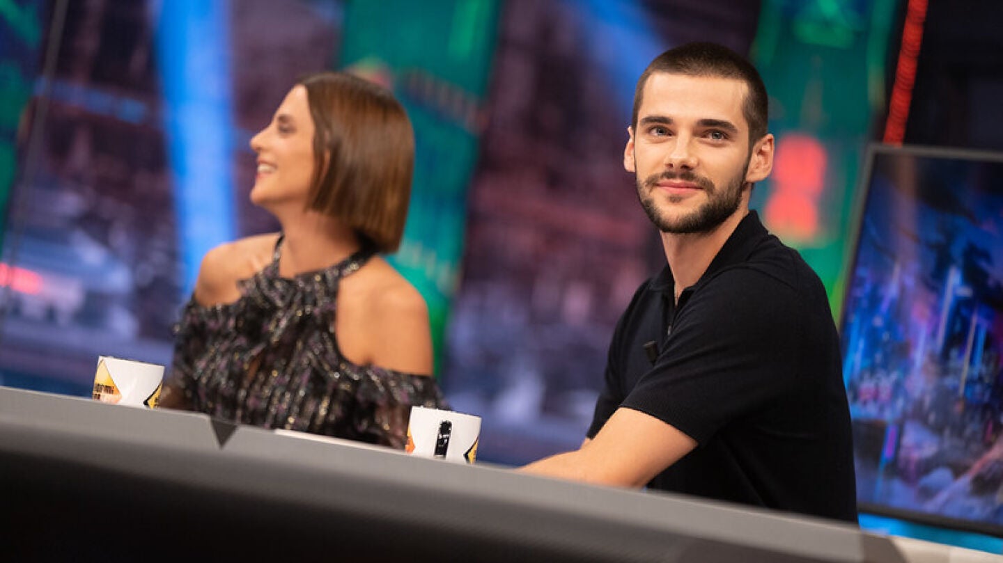 El piropazo de Macarena Gómez a Álvaro Rico en 'El Hormiguero': "Tienes los ojos más bonitos del cine español"