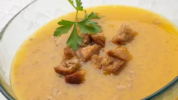 Sopa de calabaza, picadillo y tapioca, la receta de Arguiñano para 