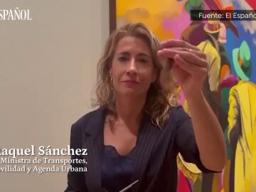 La ministra Raquel Sánchez se corta un mechón de pelo en solidaridad con las mujeres iraníes