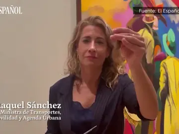 La ministra Raquel Sánchez se corta un mechón de pelo en solidaridad con las mujeres iraníes La ministra Raquel Sánchez se corta un mechón de pelo en solidaridad con las mujeres iraníes