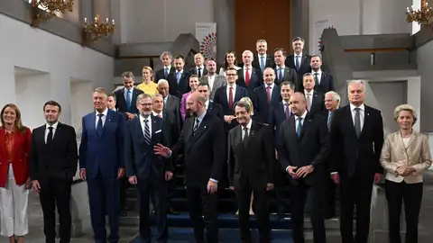 Reunión líderes europeos en la cumbre de Praga Reunión líderes europeos en la cumbre de Praga