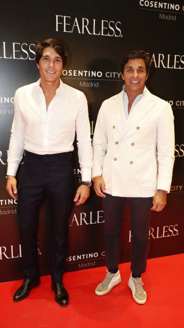 Pablo Castellano junto a su hermano Jacobo 