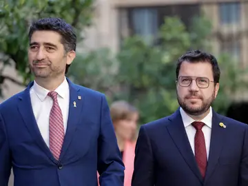 El presidente de la Generalitat, Pere Aragonés, y su vicepresidente, Jordi Puigneró El presidente de la Generalitat, Pere Aragonés, y su vicepresidente, Jordi Puigneró