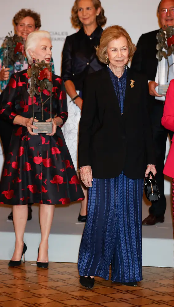 La reina Sofía y la diseñadora Carolina Herrera