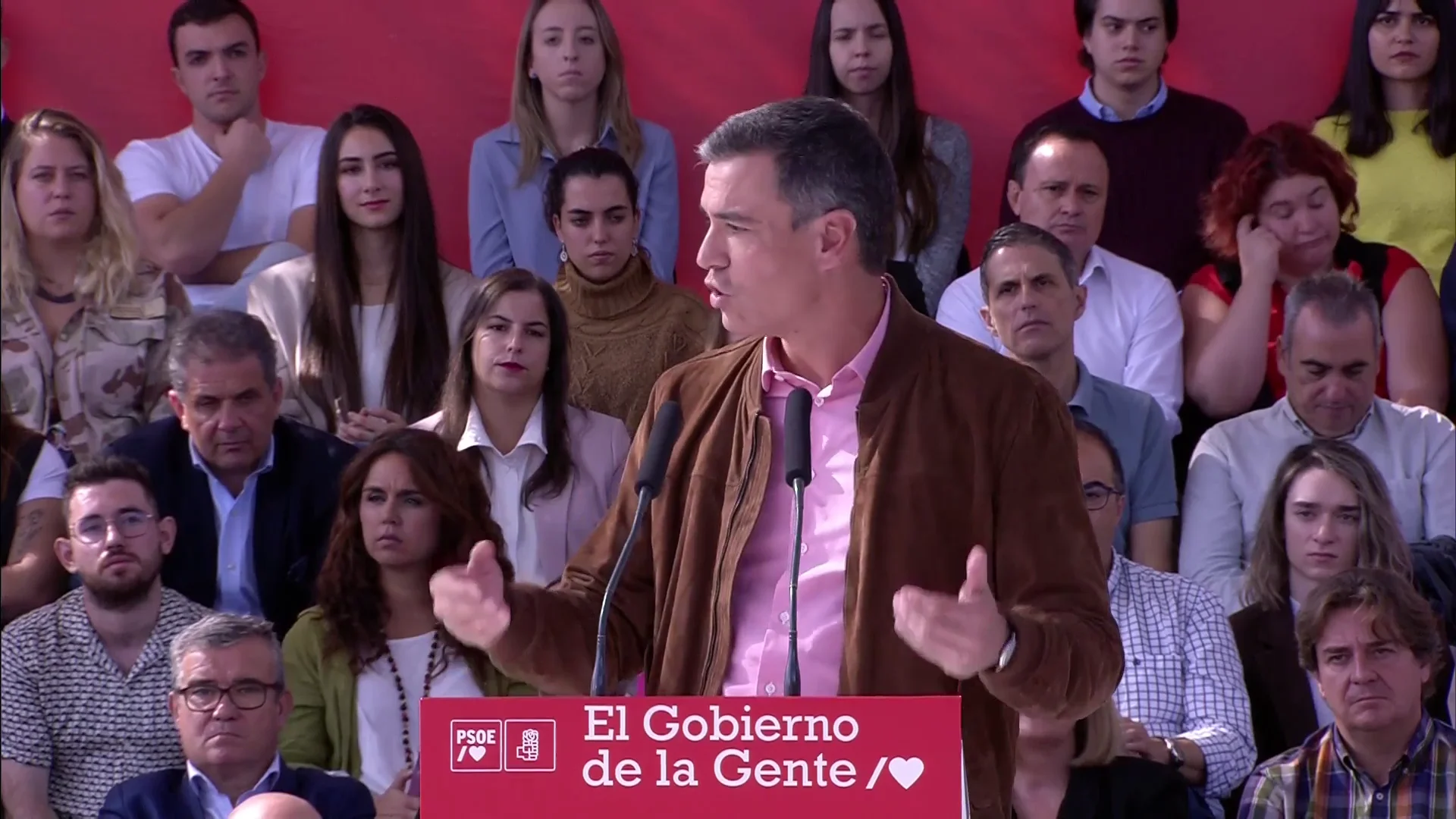 Pedro S&aacute;nchez acusa a la derecha de "sacar r&aacute;pido la tijera" para recortar las pensiones, pero "arrastrar los pies" con las grandes fortunas"
