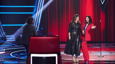 “¡Es mía!”: Laura Pausini intenta echar a Antonio Orozco del escenario tras darse la vuelta por Eva Marco en el último segundo