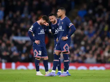 Mbappé lidera la lista de los 10 futbolistas mejores pagados en 2022, según 'Forbes' Mbappé lidera la lista de los 10 futbolistas mejores pagados en 2022, según 'Forbes'