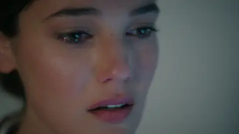 Ceylin, en shock tras descubrir la identidad del cadáver: “Es mi hermana Inci” Ceylin, en shock tras descubrir la identidad del cadáver: “Es mi hermana Inci”